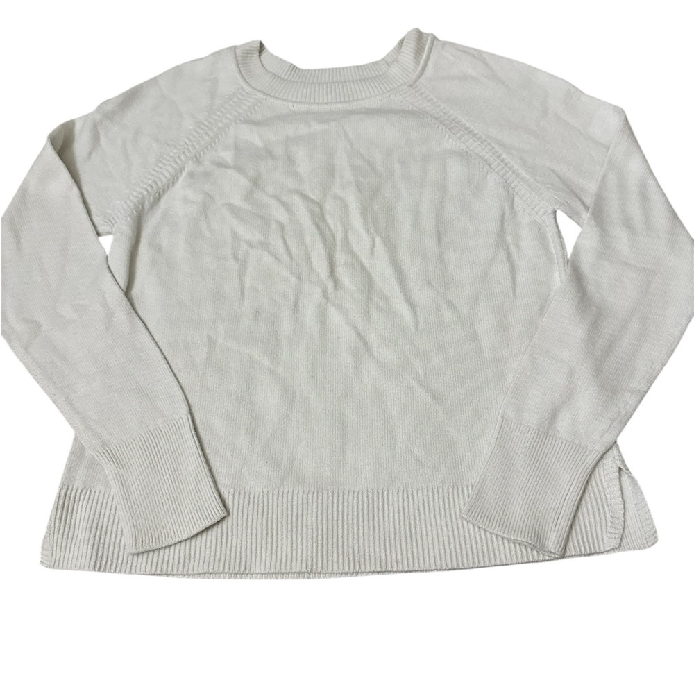 Banana Republic Cream Crew Neck Sweater Small